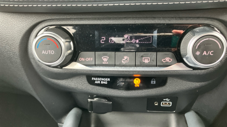 Nissan Juke 1.0 DiG-T 114 N-Connecta 5dr Petrol Hatchback